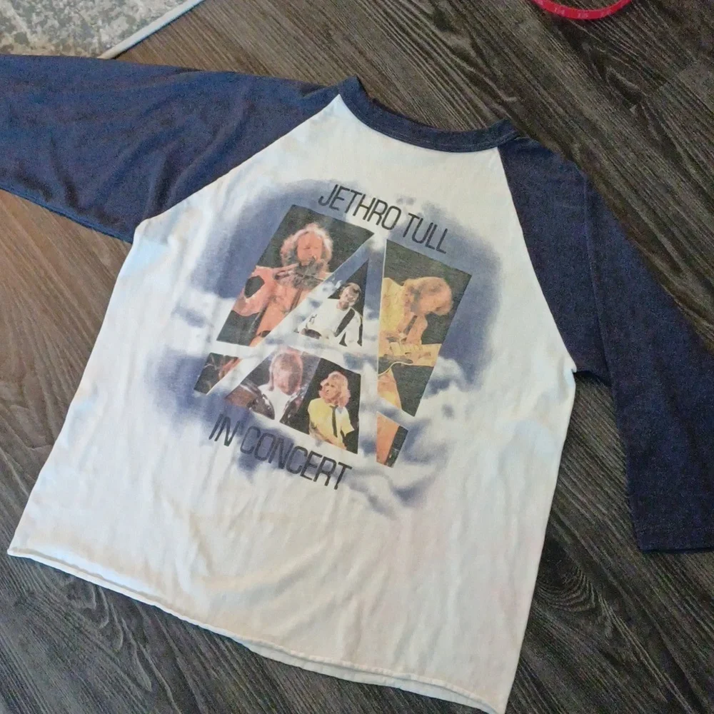 Jethro Tull authentic vintage 80's concert Jersey tshirt M S - Picture 2 of 14